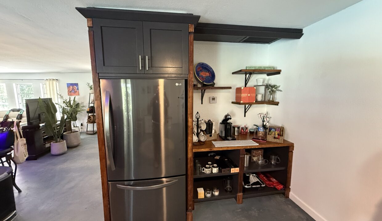 Photo Nov 16 2024, 11 00 33 AM