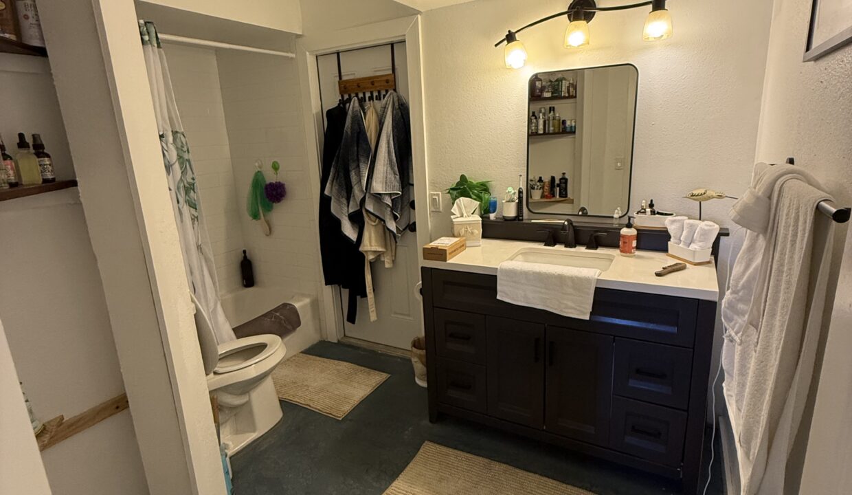 Photo Nov 16 2024, 11 01 01 AM