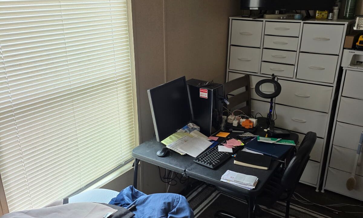 20e4b2f3-31b6-40fe-b3f8-a318b9c30585