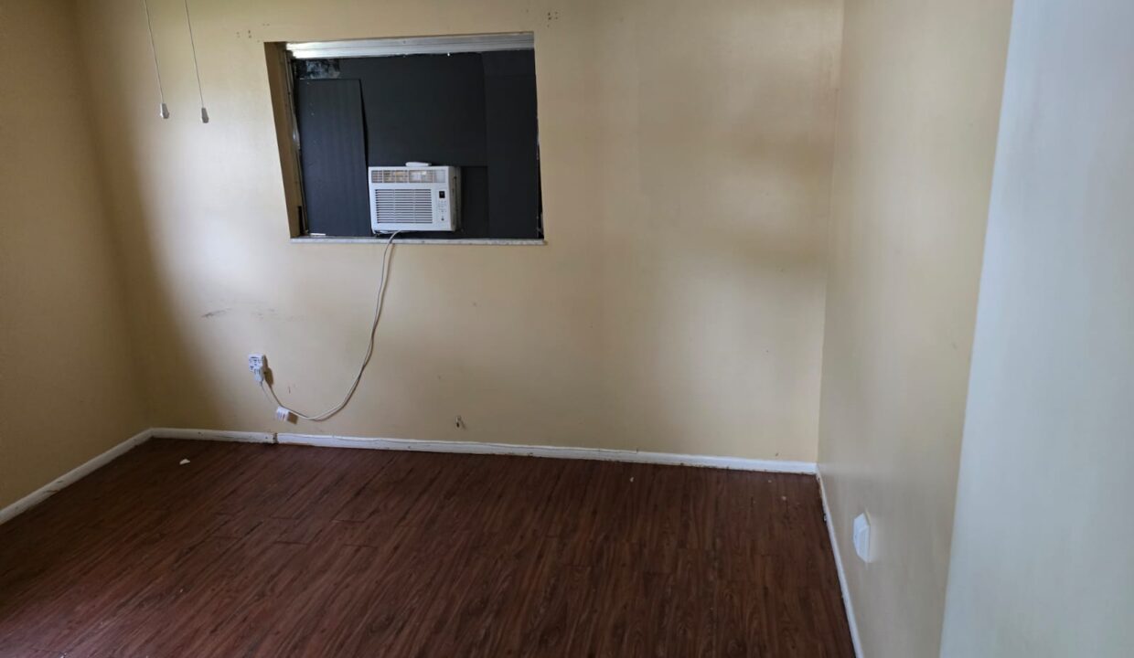 WhatsApp Image 2025-08-07 at 15.02.42